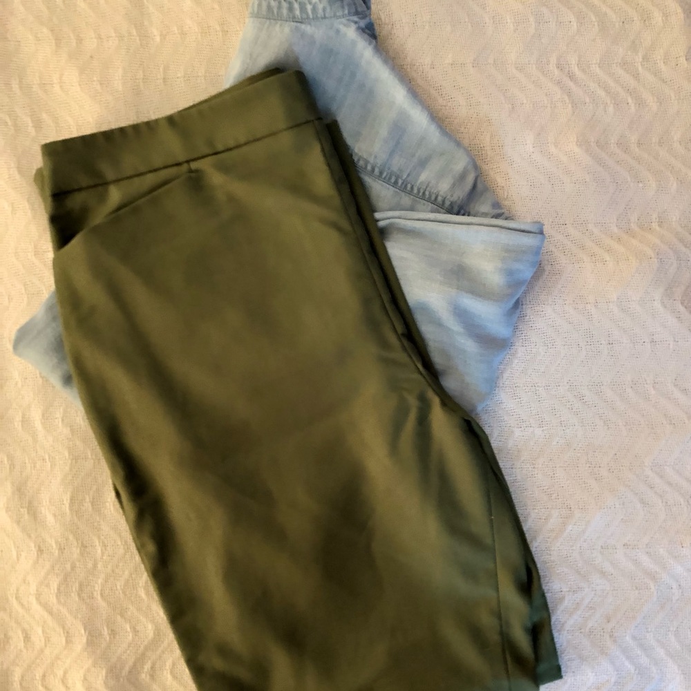 Green straight leg loft pants